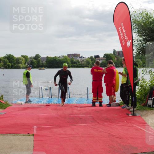 16.06.2024 - 7 Türme Triathlon KatJ http://msf.ph/oto/6326038 16.06.2024 09:38:19 Schwimmen 2, 84, 108, 114, 131 meine-sportfotos.de