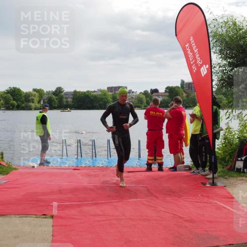 16.06.2024 - 7 Türme Triathlon KatJ http://msf.ph/oto/6326055 16.06.2024 09:38:20 Schwimmen 2, 84, 108, 114, 131 meine-sportfotos.de
