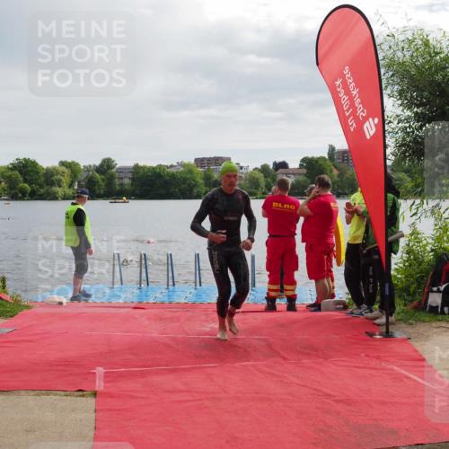 16.06.2024 - 7 Türme Triathlon KatJ http://msf.ph/oto/6326057 16.06.2024 09:38:20 Schwimmen 2, 84, 108, 114, 131 meine-sportfotos.de