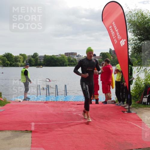 16.06.2024 - 7 Türme Triathlon KatJ http://msf.ph/oto/6326071 16.06.2024 09:38:21 Schwimmen 2, 84, 108, 114, 131 meine-sportfotos.de