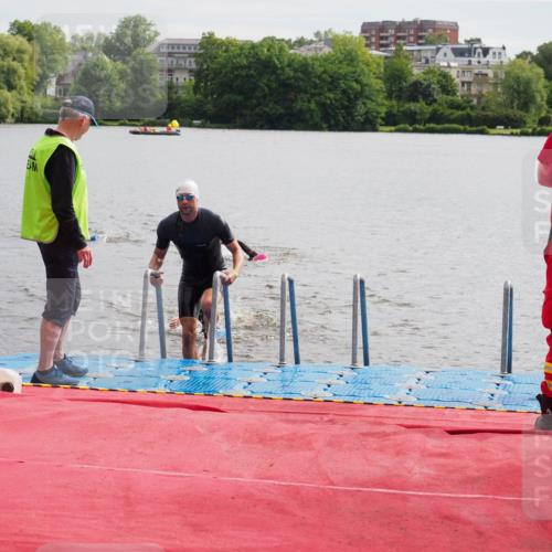 16.06.2024 - 7 Türme Triathlon KatJ http://msf.ph/oto/6326080 16.06.2024 09:38:25 Schwimmen 2, 84, 108, 111, 131 meine-sportfotos.de