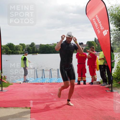 16.06.2024 - 7 Türme Triathlon KatJ http://msf.ph/oto/6326154 16.06.2024 09:38:30 Schwimmen 2, 84, 108, 111, 131 meine-sportfotos.de