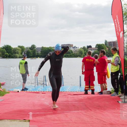 16.06.2024 - 7 Türme Triathlon KatJ http://msf.ph/oto/6326253 16.06.2024 09:38:41 Schwimmen 108, 111 meine-sportfotos.de