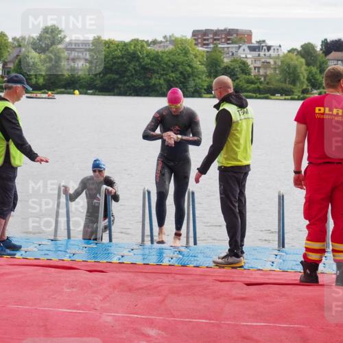 16.06.2024 - 7 Türme Triathlon KatJ http://msf.ph/oto/6326319 16.06.2024 09:38:50 Schwimmen 108, 111, 120 meine-sportfotos.de