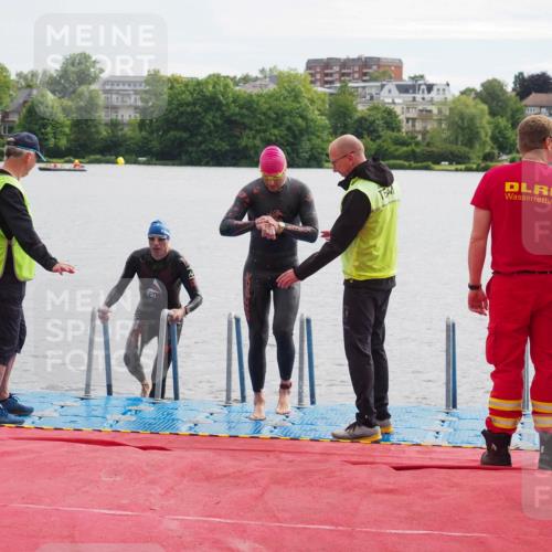 16.06.2024 - 7 Türme Triathlon KatJ http://msf.ph/oto/6326326 16.06.2024 09:38:50 Schwimmen 108, 111, 120 meine-sportfotos.de