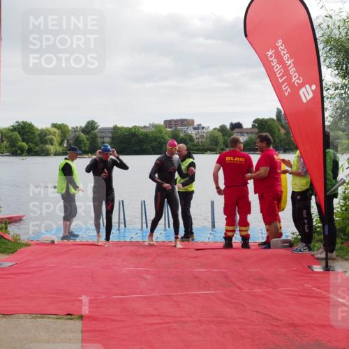 16.06.2024 - 7 Türme Triathlon KatJ http://msf.ph/oto/6326354 16.06.2024 09:38:54 Schwimmen 108, 111, 120 meine-sportfotos.de