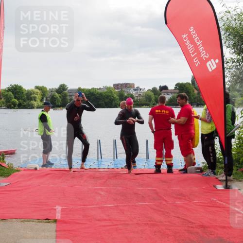 16.06.2024 - 7 Türme Triathlon KatJ http://msf.ph/oto/6326363 16.06.2024 09:38:55 Schwimmen 108, 111, 120 meine-sportfotos.de