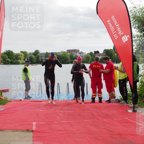 16.06.2024 - 7 Türme Triathlon KatJ http://msf.ph/oto/6326376 16.06.2024 09:38:55 Schwimmen 108, 111, 120 meine-sportfotos.de