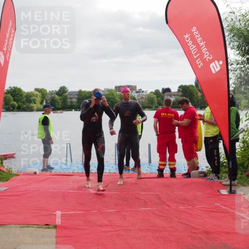16.06.2024 - 7 Türme Triathlon KatJ http://msf.ph/oto/6326393 16.06.2024 09:38:56 Schwimmen 108, 111, 120 meine-sportfotos.de