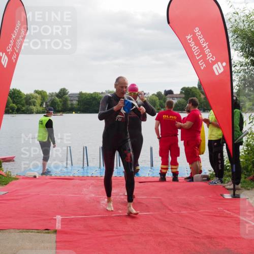 16.06.2024 - 7 Türme Triathlon KatJ http://msf.ph/oto/6326402 16.06.2024 09:38:57 Schwimmen 108, 111, 120 meine-sportfotos.de