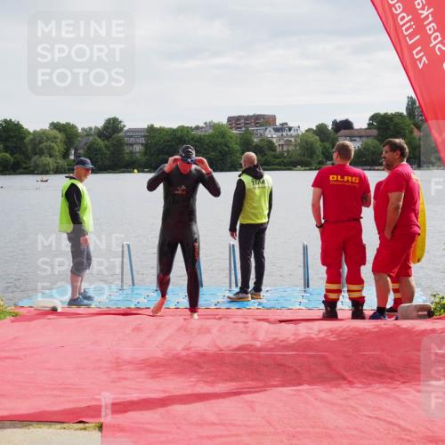 16.06.2024 - 7 Türme Triathlon KatJ http://msf.ph/oto/6326493 16.06.2024 09:39:30 Schwimmen 120, 135 meine-sportfotos.de