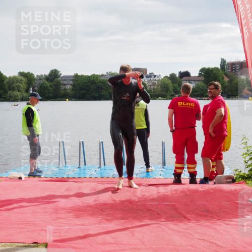 16.06.2024 - 7 Türme Triathlon KatJ http://msf.ph/oto/6326529 16.06.2024 09:39:31 Schwimmen 135 meine-sportfotos.de