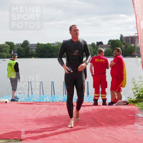 16.06.2024 - 7 Türme Triathlon KatJ http://msf.ph/oto/6326553 16.06.2024 09:39:33 Schwimmen 135 meine-sportfotos.de