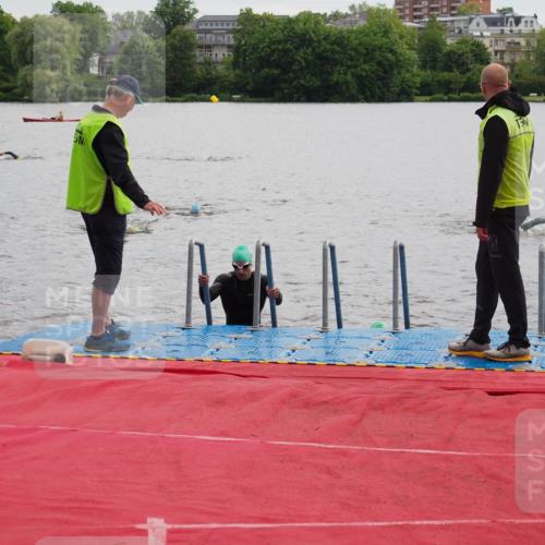16.06.2024 - 7 Türme Triathlon KatJ http://msf.ph/oto/6326568 16.06.2024 09:41:10 Schwimmen 89, 109, 119, 137, 138 meine-sportfotos.de