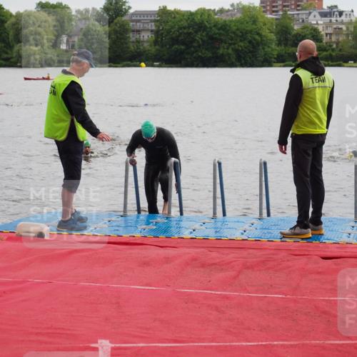 16.06.2024 - 7 Türme Triathlon KatJ http://msf.ph/oto/6326573 16.06.2024 09:41:11 Schwimmen 89, 109, 119, 137, 138 meine-sportfotos.de