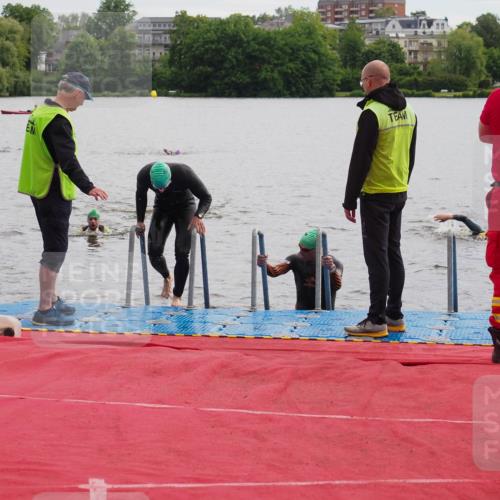 16.06.2024 - 7 Türme Triathlon KatJ http://msf.ph/oto/6326600 16.06.2024 09:41:14 Schwimmen 89, 109, 119, 137, 138 meine-sportfotos.de