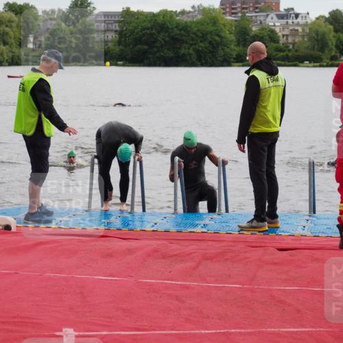 16.06.2024 - 7 Türme Triathlon KatJ http://msf.ph/oto/6326623 16.06.2024 09:41:16 Schwimmen 89, 109, 119, 137, 138 meine-sportfotos.de