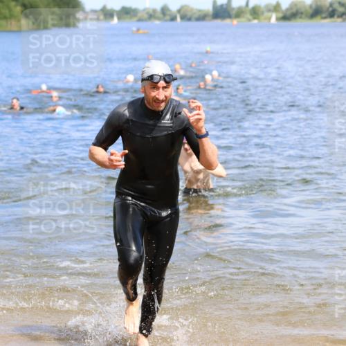 16.06.2024 - 26. Vierlanden-Triathlon Strokosch-Dieckow http://msf.ph/oto/6326662 16.06.2024 10:59:18 Schwimmen 247, 262, 270, 280, 312, 315, 325, 330, 351, 247, 262, 270, 280, 312, 315, 325, 330, 351 meine-sportfotos.de
