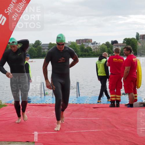 16.06.2024 - 7 Türme Triathlon KatJ http://msf.ph/oto/6326688 16.06.2024 09:41:22 Schwimmen 89, 109, 119, 137, 138 meine-sportfotos.de