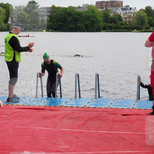 16.06.2024 - 7 Türme Triathlon KatJ http://msf.ph/oto/6326732 16.06.2024 09:41:31 Schwimmen 89, 109, 119, 137 meine-sportfotos.de
