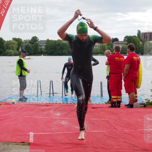 16.06.2024 - 7 Türme Triathlon KatJ http://msf.ph/oto/6326770 16.06.2024 09:41:36 Schwimmen 89, 109, 117, 137 meine-sportfotos.de