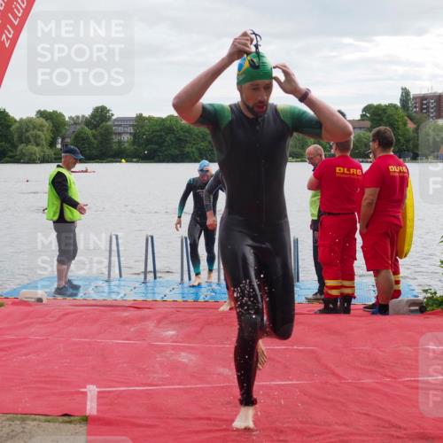 16.06.2024 - 7 Türme Triathlon KatJ http://msf.ph/oto/6326774 16.06.2024 09:41:36 Schwimmen 89, 109, 117, 137 meine-sportfotos.de