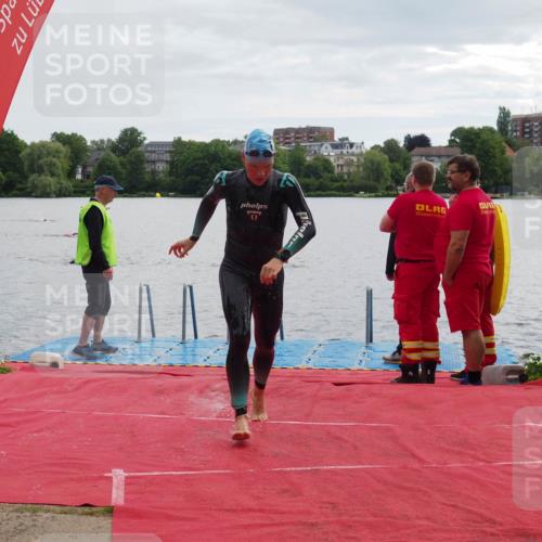 16.06.2024 - 7 Türme Triathlon KatJ http://msf.ph/oto/6326803 16.06.2024 09:41:39 Schwimmen 89, 117, 123, 137 meine-sportfotos.de