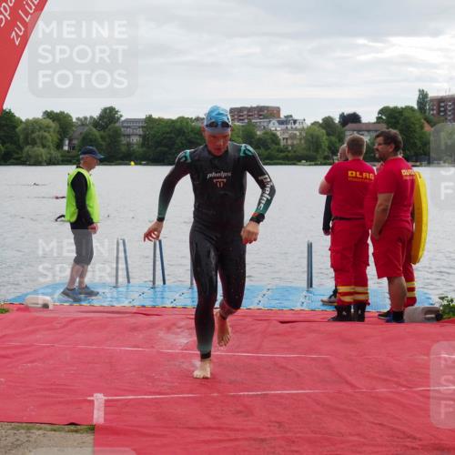 16.06.2024 - 7 Türme Triathlon KatJ http://msf.ph/oto/6326807 16.06.2024 09:41:40 Schwimmen 89, 117, 123, 137 meine-sportfotos.de