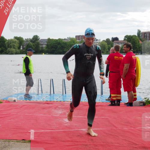 16.06.2024 - 7 Türme Triathlon KatJ http://msf.ph/oto/6326817 16.06.2024 09:41:40 Schwimmen 89, 117, 123, 137 meine-sportfotos.de
