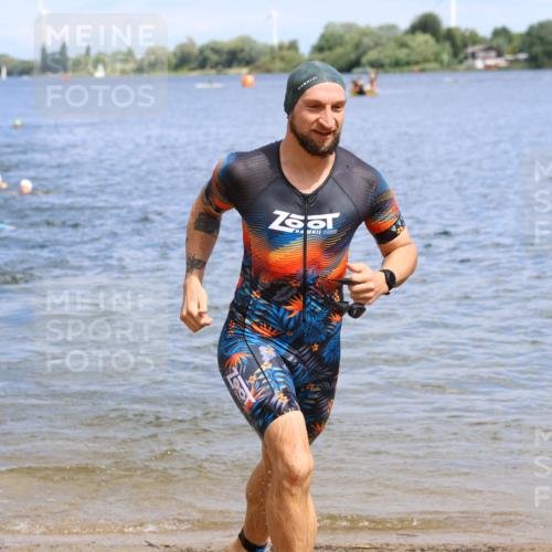 16.06.2024 - 26. Vierlanden-Triathlon Strokosch-Dieckow http://msf.ph/oto/6326861 16.06.2024 10:59:40 Schwimmen 230, 271, 285, 230, 271, 285 meine-sportfotos.de