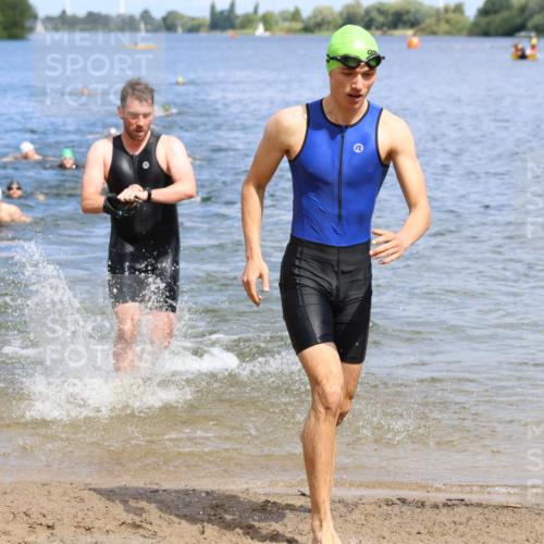 16.06.2024 - 26. Vierlanden-Triathlon Strokosch-Dieckow http://msf.ph/oto/6326930 16.06.2024 10:59:46 Schwimmen 230, 232, 242, 248, 271, 285, 230, 232, 242, 248, 271, 285 meine-sportfotos.de