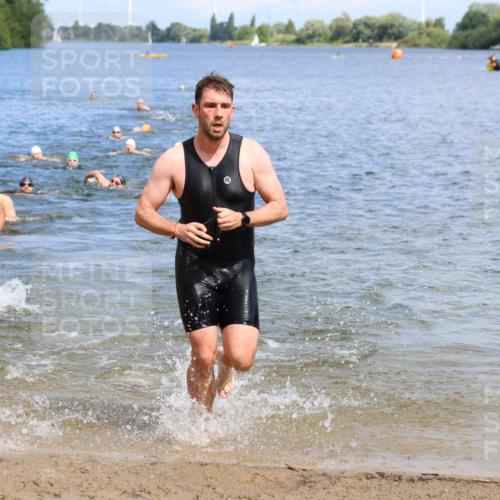 16.06.2024 - 26. Vierlanden-Triathlon Strokosch-Dieckow http://msf.ph/oto/6326979 16.06.2024 10:59:46 Schwimmen 230, 232, 242, 248, 271, 285, 230, 232, 242, 248, 271, 285 meine-sportfotos.de