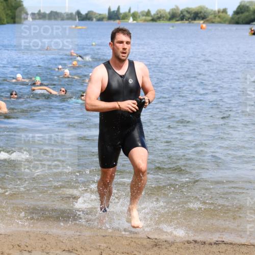 16.06.2024 - 26. Vierlanden-Triathlon Strokosch-Dieckow http://msf.ph/oto/6326994 16.06.2024 10:59:46 Schwimmen 230, 232, 242, 248, 271, 285, 230, 232, 242, 248, 271, 285 meine-sportfotos.de