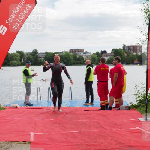 16.06.2024 - 7 Türme Triathlon KatJ http://msf.ph/oto/6326998 16.06.2024 09:42:45 Schwimmen 3, 90 meine-sportfotos.de