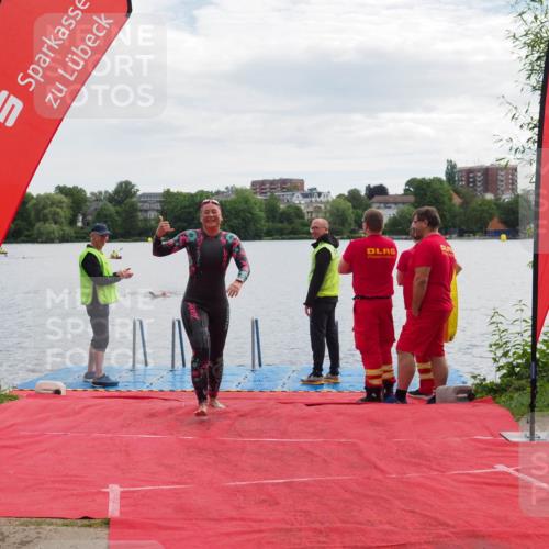 16.06.2024 - 7 Türme Triathlon KatJ http://msf.ph/oto/6327001 16.06.2024 09:42:45 Schwimmen 3, 90 meine-sportfotos.de