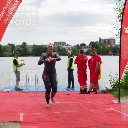 16.06.2024 - 7 Türme Triathlon KatJ http://msf.ph/oto/6327025 16.06.2024 09:42:46 Schwimmen 3, 90 meine-sportfotos.de
