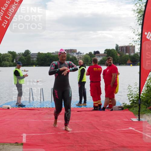16.06.2024 - 7 Türme Triathlon KatJ http://msf.ph/oto/6327031 16.06.2024 09:42:47 Schwimmen 3, 90 meine-sportfotos.de