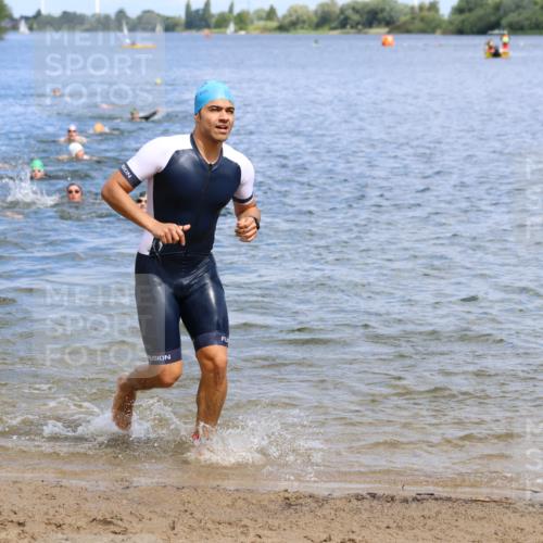 16.06.2024 - 26. Vierlanden-Triathlon Strokosch-Dieckow http://msf.ph/oto/6327036 16.06.2024 10:59:49 Schwimmen 230, 232, 242, 248, 271, 284, 285, 337, 230, 232, 242, 248, 271, 284, 285, 337 meine-sportfotos.de
