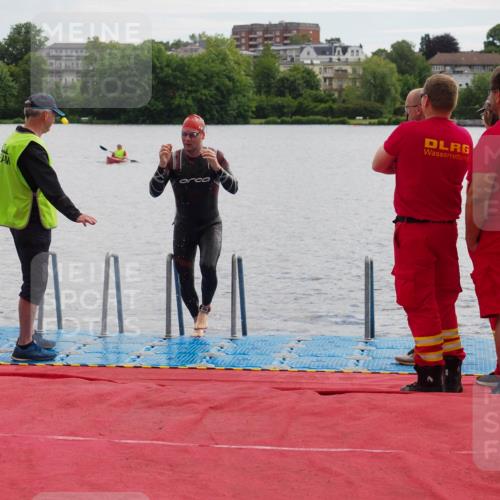 16.06.2024 - 7 Türme Triathlon KatJ http://msf.ph/oto/6327070 16.06.2024 09:43:21 Schwimmen 3 meine-sportfotos.de