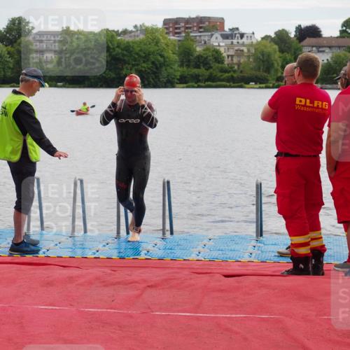 16.06.2024 - 7 Türme Triathlon KatJ http://msf.ph/oto/6327078 16.06.2024 09:43:21 Schwimmen 3 meine-sportfotos.de