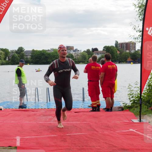 16.06.2024 - 7 Türme Triathlon KatJ http://msf.ph/oto/6327105 16.06.2024 09:43:24 Schwimmen 3 meine-sportfotos.de
