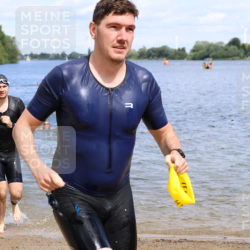 16.06.2024 - 26. Vierlanden-Triathlon Strokosch-Dieckow http://msf.ph/oto/6327117 16.06.2024 10:59:51 Schwimmen 230, 232, 242, 248, 271, 284, 285, 337, 230, 232, 242, 248, 271, 284, 285, 337 meine-sportfotos.de