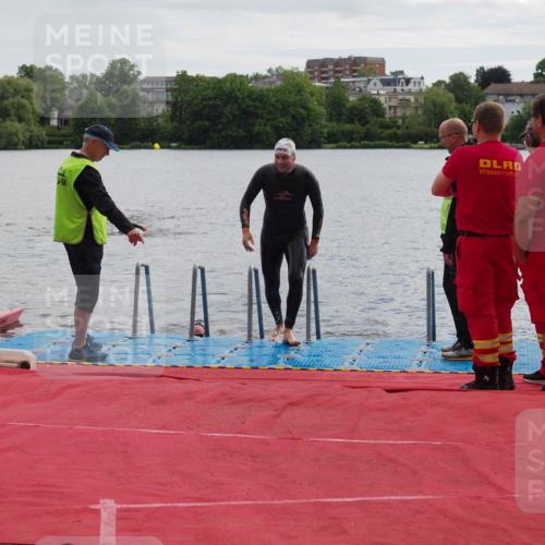 16.06.2024 - 7 Türme Triathlon KatJ http://msf.ph/oto/6327146 16.06.2024 09:44:18 Schwimmen 112, 122, 125, 127 meine-sportfotos.de
