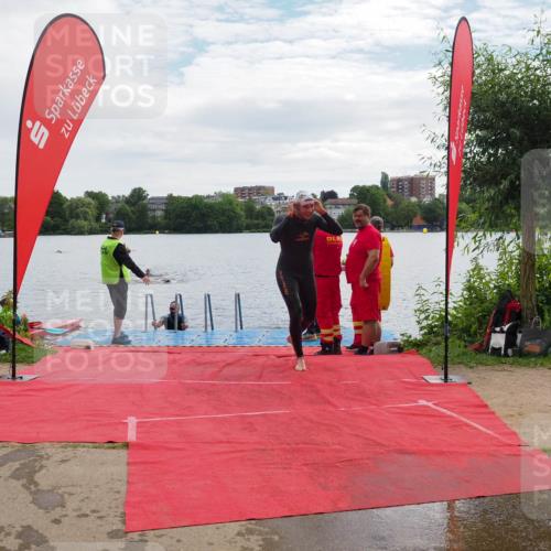 16.06.2024 - 7 Türme Triathlon KatJ http://msf.ph/oto/6327186 16.06.2024 09:44:22 Schwimmen 112, 122, 125, 127 meine-sportfotos.de