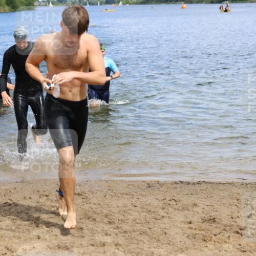 16.06.2024 - 26. Vierlanden-Triathlon Strokosch-Dieckow http://msf.ph/oto/6327190 16.06.2024 10:59:56 Schwimmen 230, 232, 242, 246, 248, 261, 284, 285, 286, 335, 337, 230, 232, 242, 246, 248, 261, 284, 285, 286, 335, 337 meine-sportfotos.de