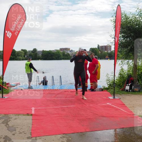 16.06.2024 - 7 Türme Triathlon KatJ http://msf.ph/oto/6327198 16.06.2024 09:44:23 Schwimmen 112, 122, 125, 127 meine-sportfotos.de