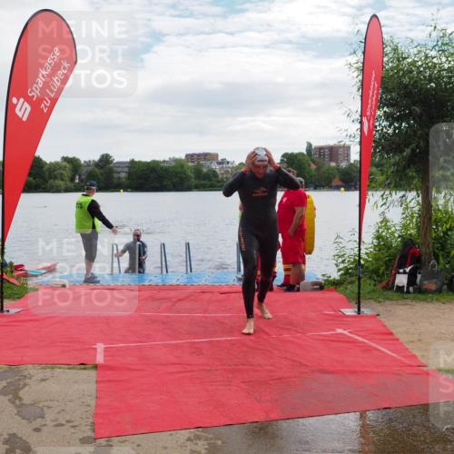 16.06.2024 - 7 Türme Triathlon KatJ http://msf.ph/oto/6327208 16.06.2024 09:44:23 Schwimmen 112, 122, 125, 127 meine-sportfotos.de