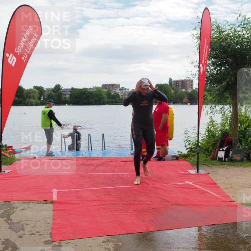 16.06.2024 - 7 Türme Triathlon KatJ http://msf.ph/oto/6327211 16.06.2024 09:44:23 Schwimmen 112, 122, 125, 127 meine-sportfotos.de