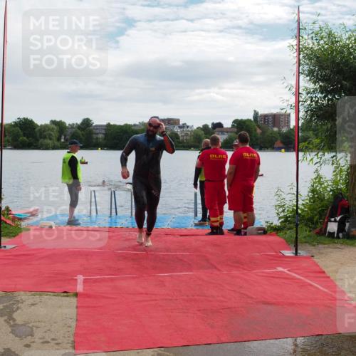 16.06.2024 - 7 Türme Triathlon KatJ http://msf.ph/oto/6327254 16.06.2024 09:44:29 Schwimmen 112, 122, 125, 127 meine-sportfotos.de
