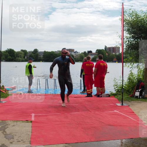 16.06.2024 - 7 Türme Triathlon KatJ http://msf.ph/oto/6327261 16.06.2024 09:44:30 Schwimmen 112, 122, 125, 127 meine-sportfotos.de